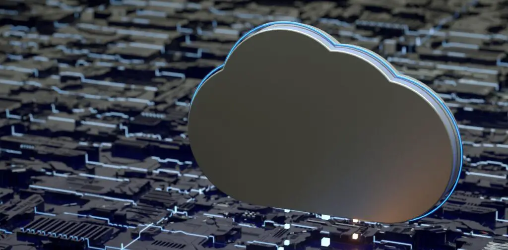 What are the key trends in hybrid cloud technology?